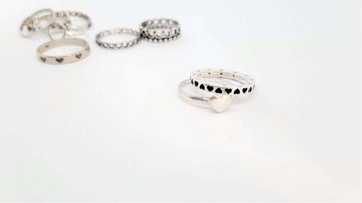 Solitaire diamond ring